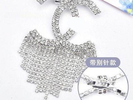 brooch