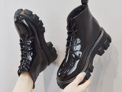 SHOE